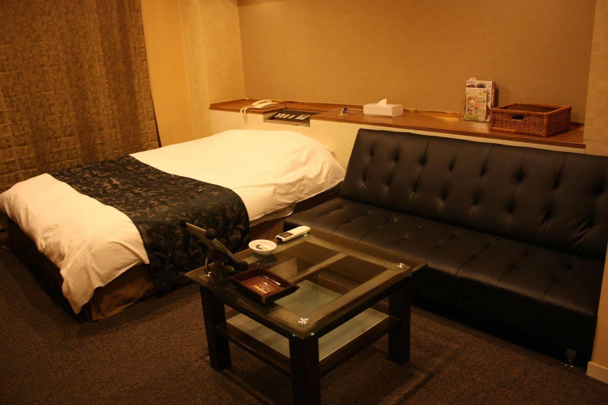 Wakura (adults Only)